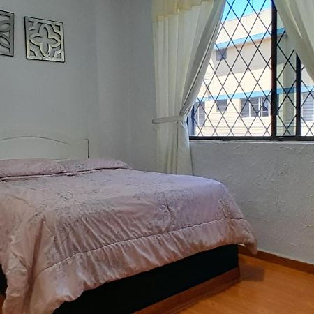 Hostal Brilliant Quito Extérieur photo