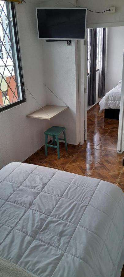 Hostal Brilliant Quito Extérieur photo