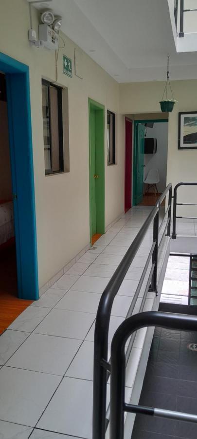 Hostal Brilliant Quito Extérieur photo
